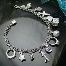 13 Charm pendant Bracelet